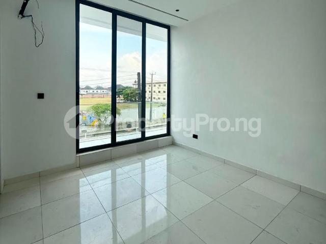 Apartment for sale in Eti Osa, Abuja