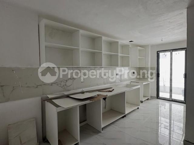 House for sale in Eti Osa, Abuja