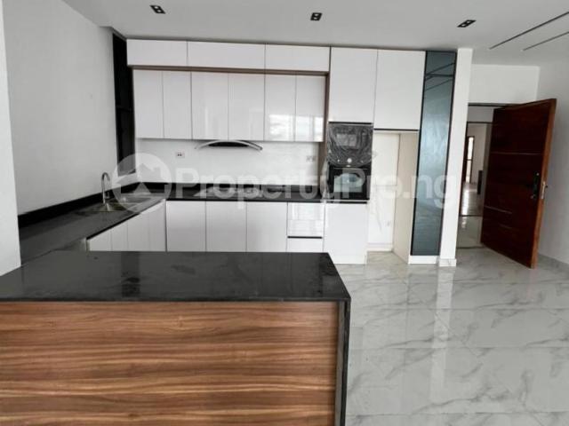 Apartment for sale in Eti Osa, Abuja