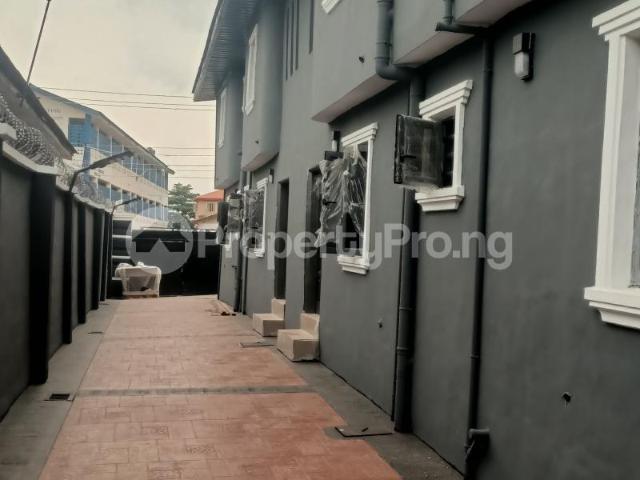 House for sale in Ojo, Ori Ire