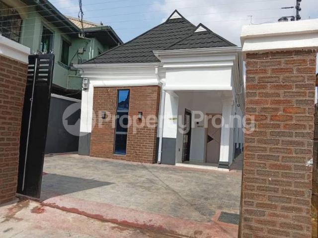 Bungalow for sale in Abule Egba, Yewa North