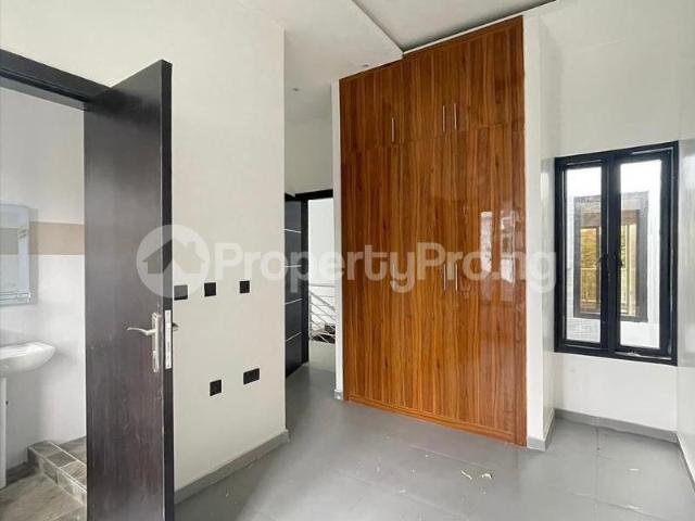 House for sale in Eti Osa, Abuja