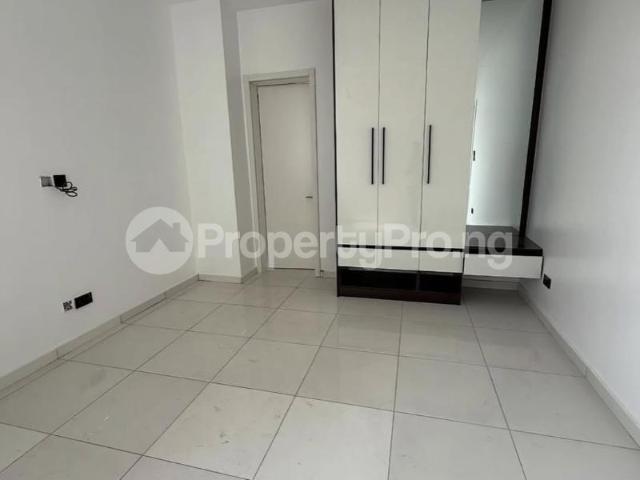 House for sale in Eti Osa, Abuja