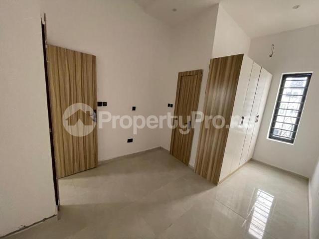 Detached house for sale in Eti Osa, Abuja