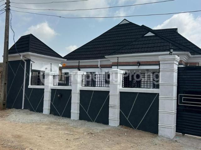 Bungalow for sale in Ojo
