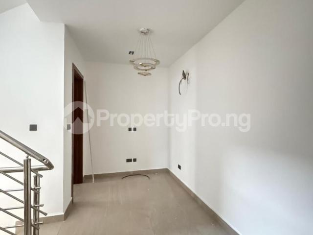 House for sale in Kosofe , Abuja