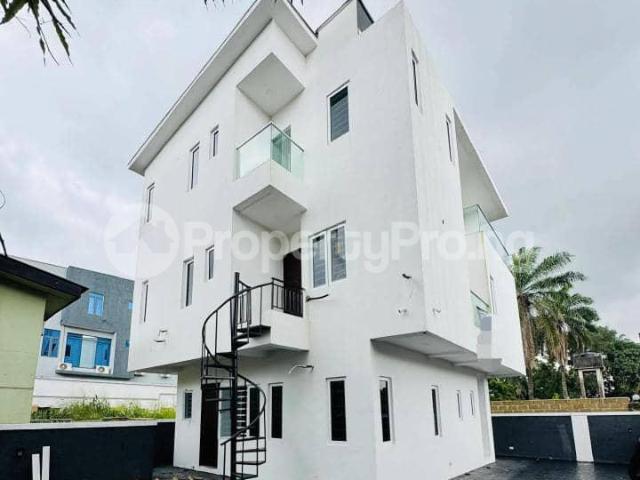 Duplex for sale in Ikeja , Abuja