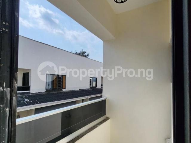 House for sale in Surulere