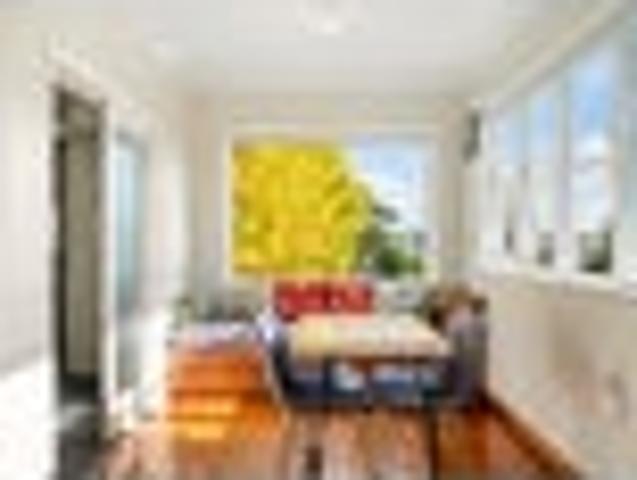 House for sale in Awhitu