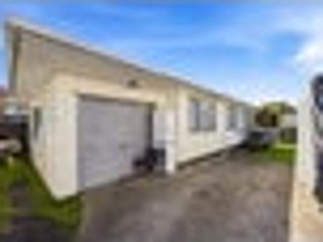 House for sale in Owhata, Oroua County
