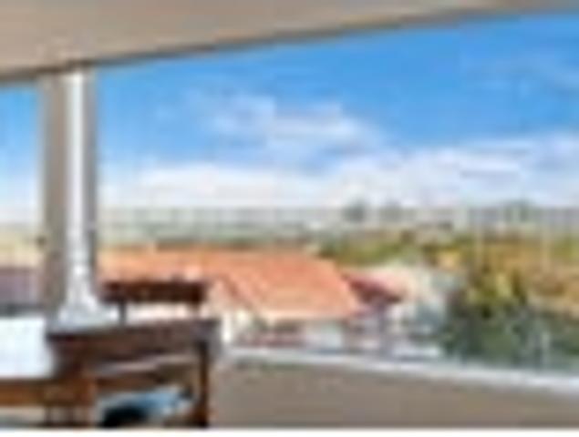 House for sale in Wairau Valley