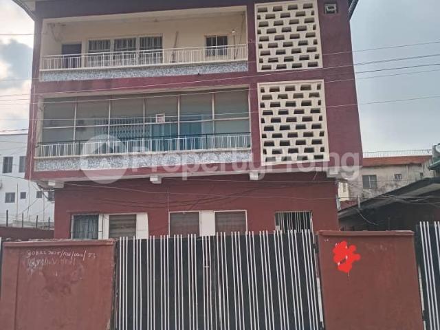 House for sale in Ikeja , Abuja
