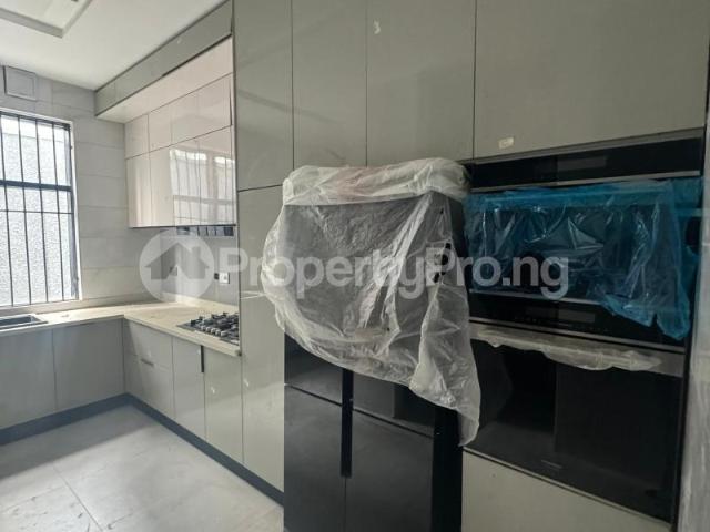 Duplex for sale in Eti Osa, Abuja