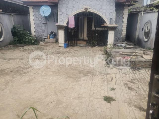Bungalow for sale in Alimosho, Abuja