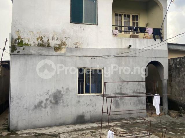 House for sale in Alimosho, Abuja