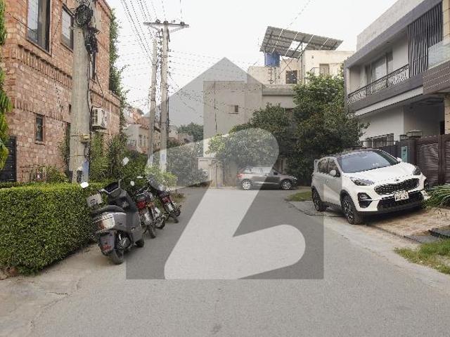 House for sale in لاہور, لاہور ڈویژن