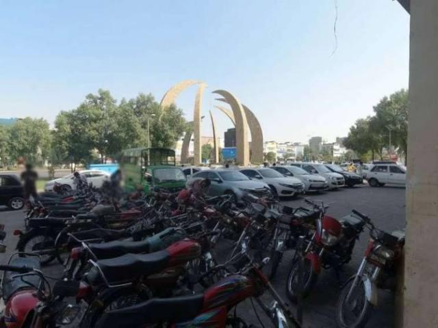 Commercial for sale in بحریہ ٹاؤن‬‎, جگھیاں