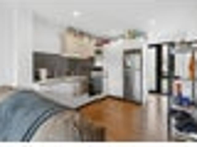 House for sale in Charleston, Linwood-Central-Heathcote Community