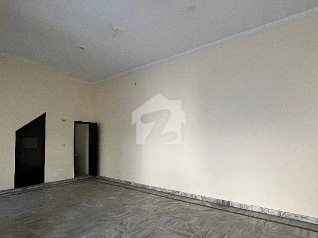 Building for sale in Rawalpindi, Islamabad Capital Territory