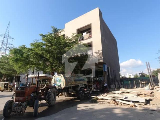 Building for sale in Islamabad