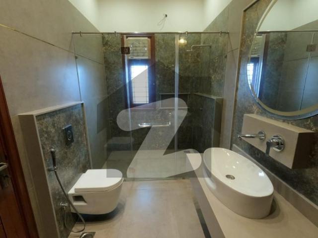 House for sale in 8 ڈی ایچ اے فیز, کراچی ڈویژن