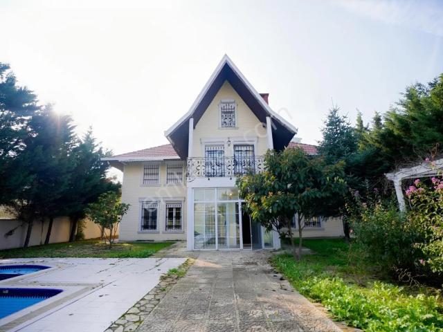 Pınartepe Mahallesi, Büyükçekmece içerisinde kiralık Villa