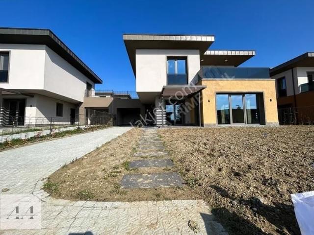 Büyükçekmece, İstanbul içerisinde satılık Villa