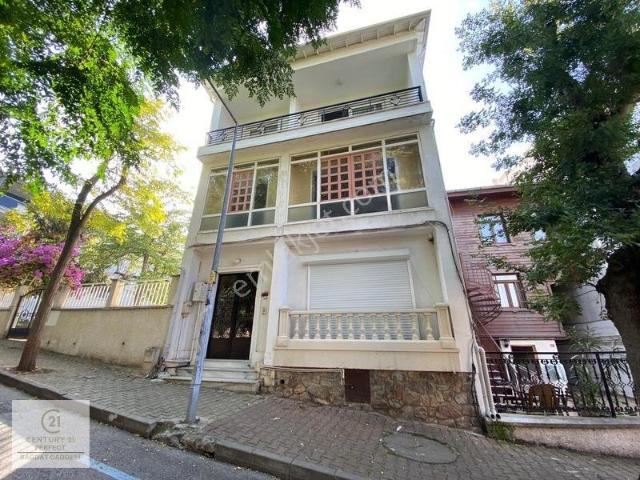Nizam Mahallesi, Adalar içerisinde kiralık mülk