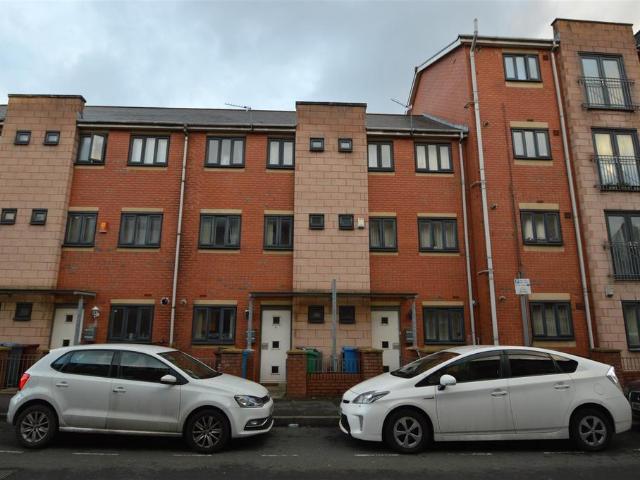 House for rent in Hulme, Manchester
