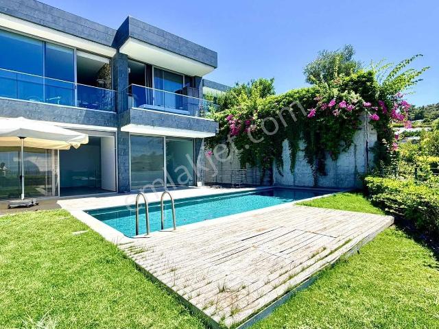 Bodrum, Muğla içerisinde kiralık Villa