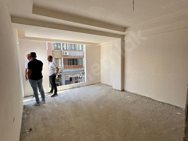 Yeşiltepe Mahallesi, Zeytinburnu içerisinde satılık mülk