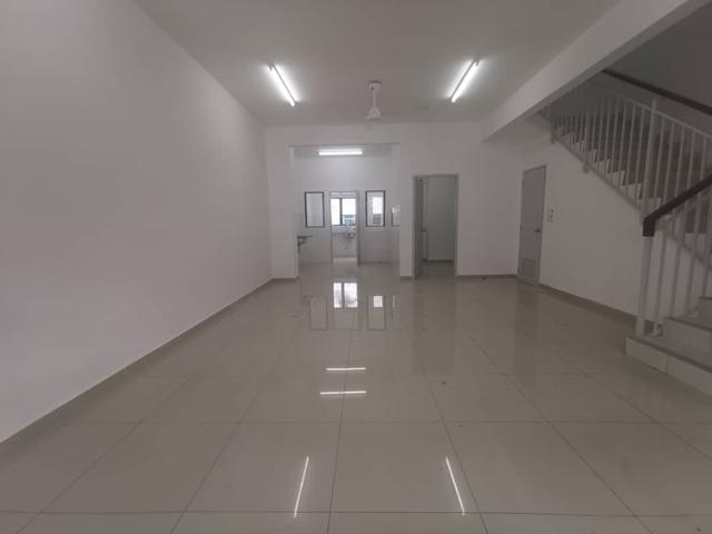 Terraced House for rent in Petaling, Alam Impian
