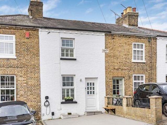 House for sale in Hertford, Colliers End