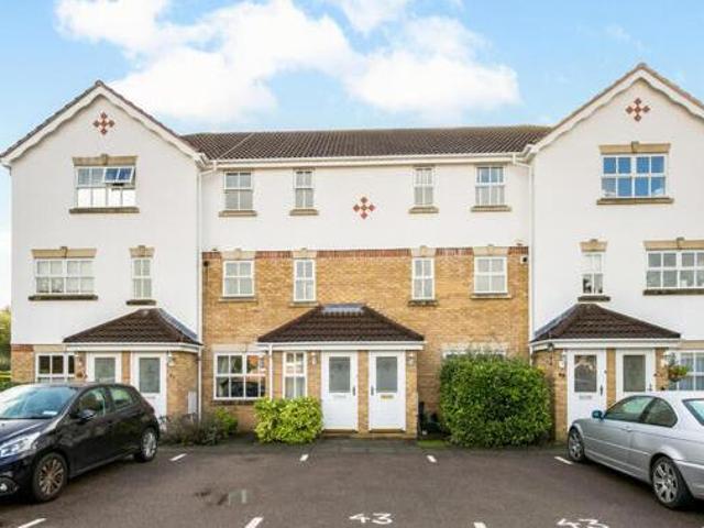House for sale in North Watford, Hertfordshire