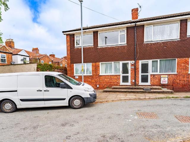 Apartment for rent in New Catton, East Bank