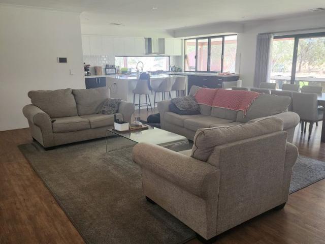 Room for rent in Cardup, Byford