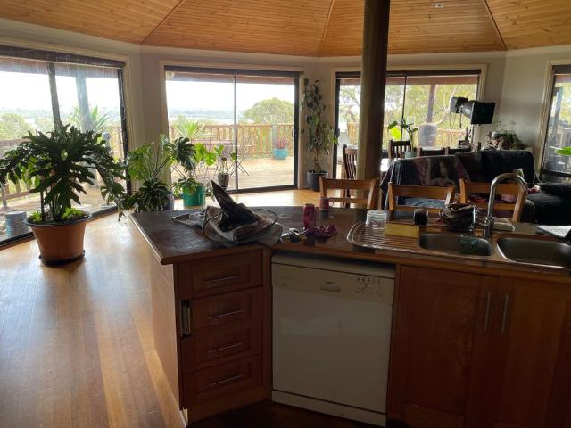 Room for rent in Byford, Western Australia
