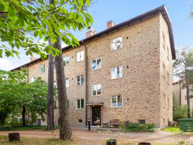 Bostadsrätt till salu i Botkyrka, Stockholm