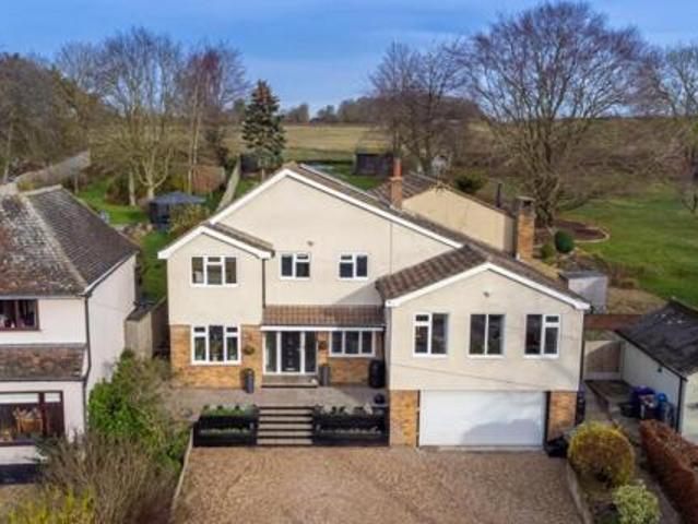 House for sale in King's Walden, Hertfordshire