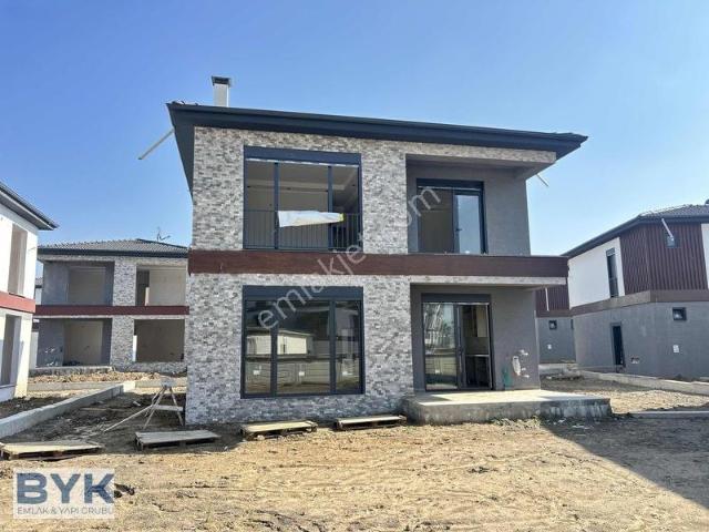 Kazukoğlu, Düzce Merkez içerisinde satılık Villa