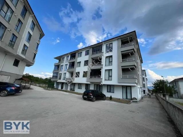 Şehit Bayram Gökmen, Düzce Merkez içerisinde kiralık mülk