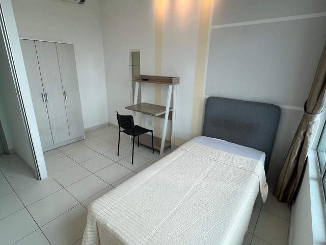 Room for rent in Petaling, Damansara Damai