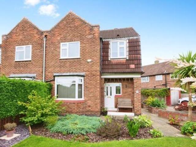 House for sale in High Field, York