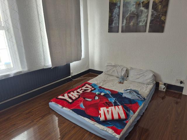 Studio for rent in London Borough of Croydon, Greater London