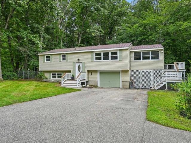 House for sale in Derry Village, Derry