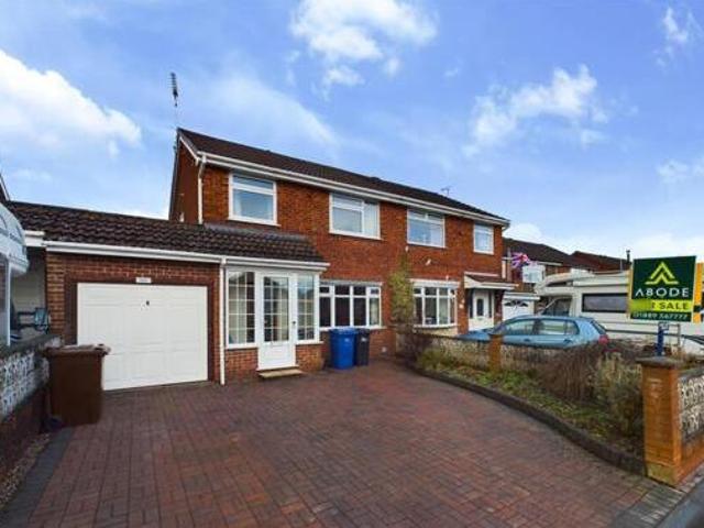 House for sale in The Heath, Beamhurst