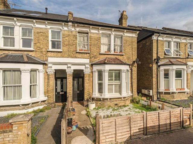 Apartment for rent in London Borough of Wandsworth, Greater London