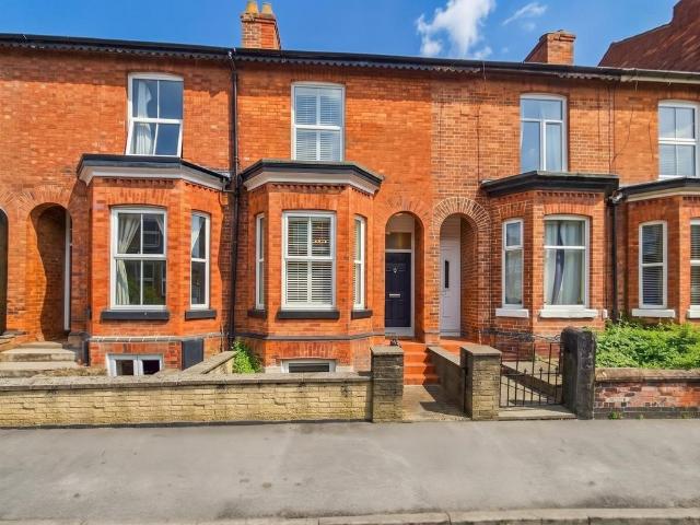 House for rent in Altrincham, Trafford