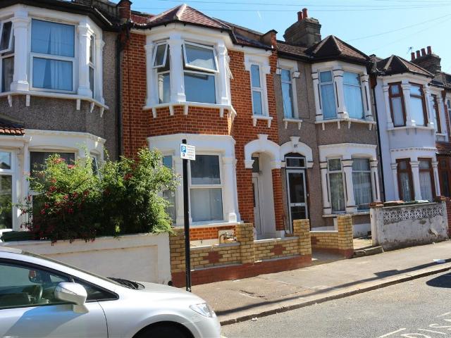 Room for rent in London Borough of Newham, Greater London