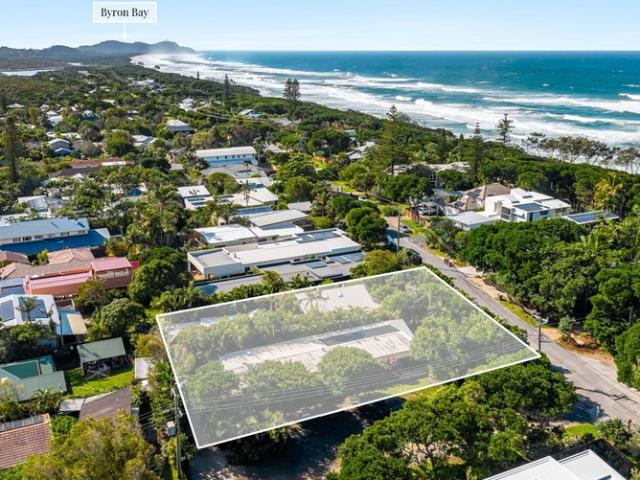 Townhouse for sale in Suffolk Park, New South Wales